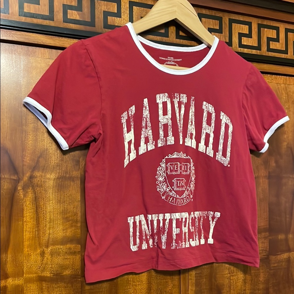 Harvard University Girls Crop Ringer Tee Crimson Red White Graphic Shirt Size L